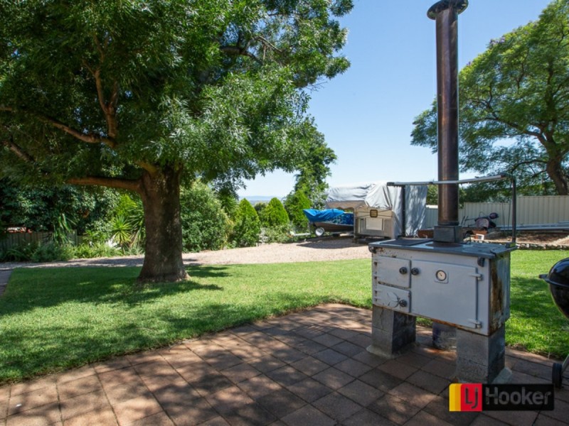 96 White Street, East Tamworth NSW 2340