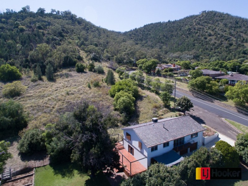 96 White Street, East Tamworth NSW 2340