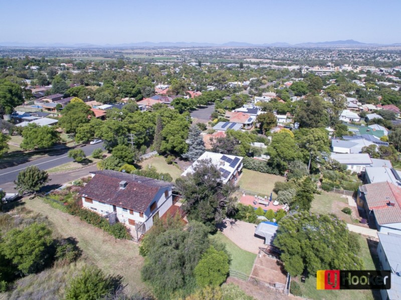 96 White Street, East Tamworth NSW 2340