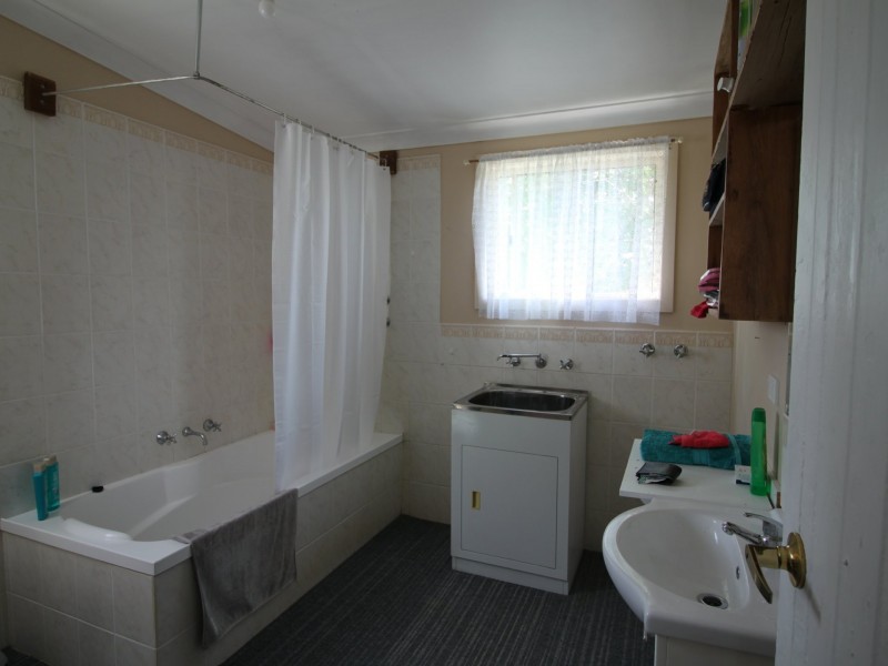 172-178 Caroline Street, Bendemeer NSW 2355