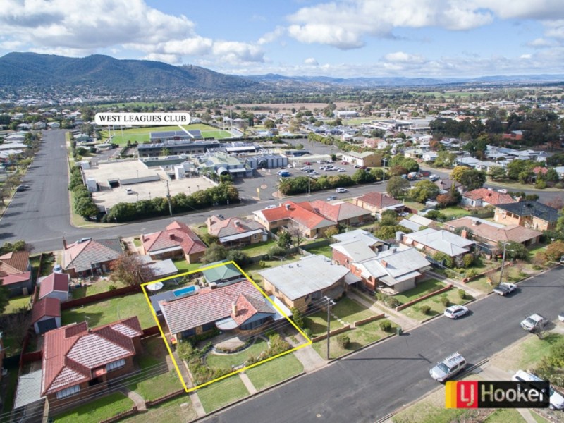 42 Parry Street, West Tamworth NSW 2340