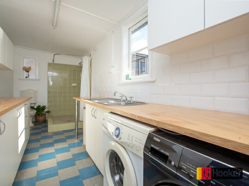 42 Parry Street, West Tamworth NSW 2340