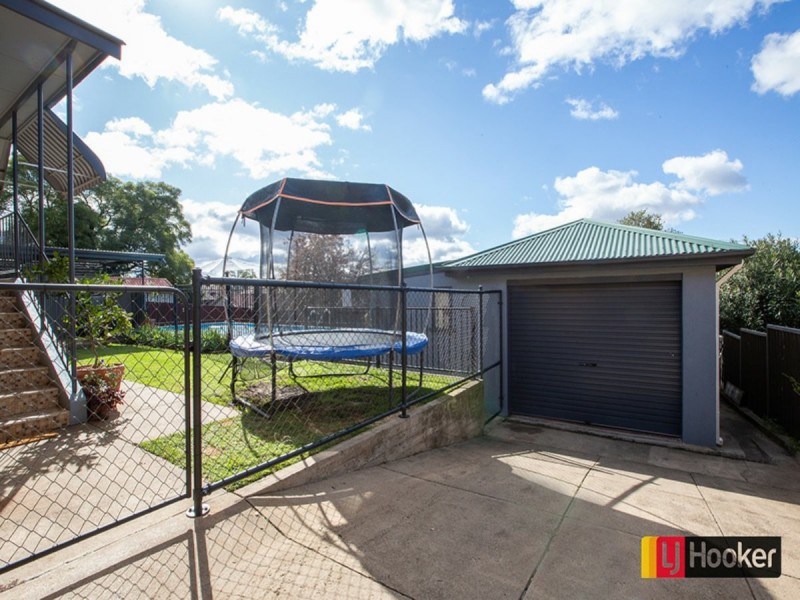 42 Parry Street, West Tamworth NSW 2340