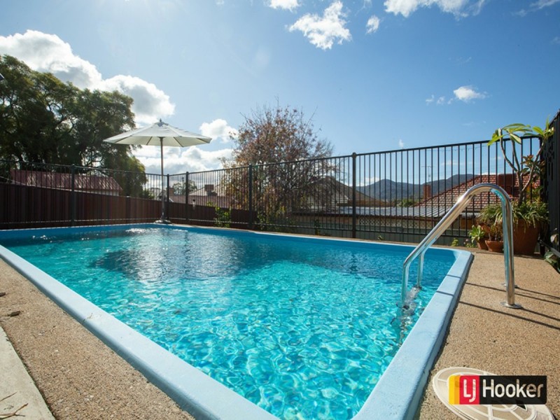 42 Parry Street, West Tamworth NSW 2340