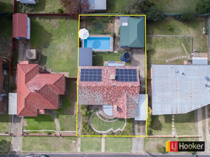 42 Parry Street, West Tamworth NSW 2340