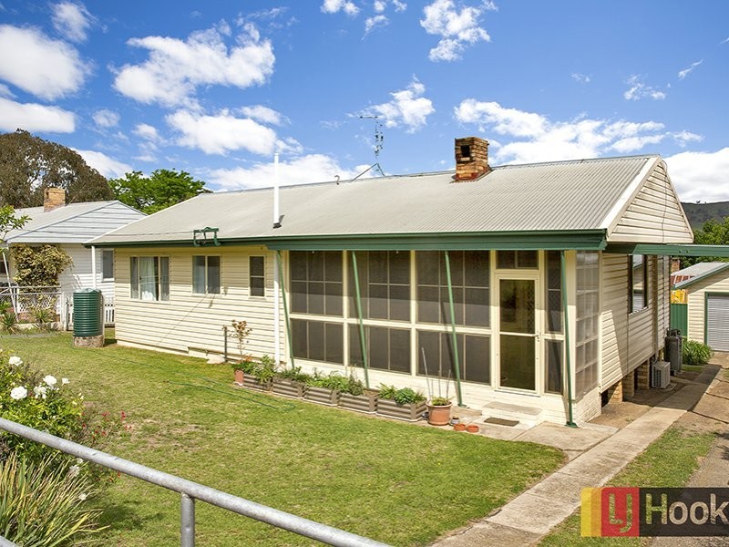 51 Gill Street, Nundle NSW 2340