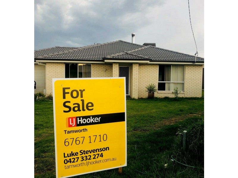 4 Iris Close, Kootingal NSW 2352