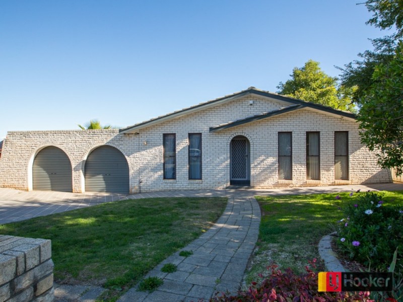 6 Wallamoul Street, Oxley Vale NSW 2340