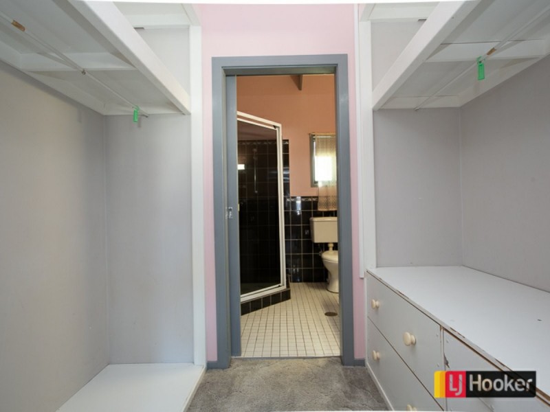 6 Wallamoul Street, Oxley Vale NSW 2340