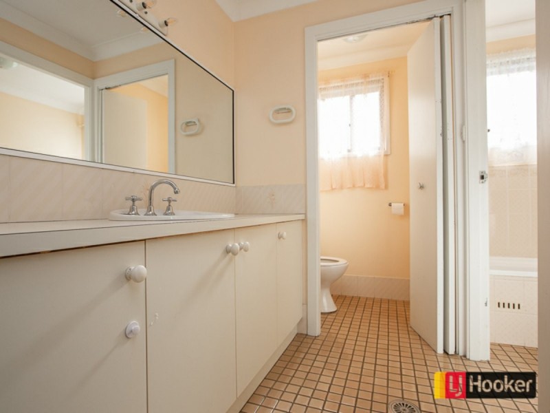 6 Wallamoul Street, Oxley Vale NSW 2340