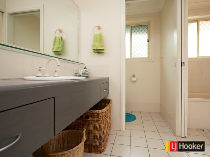 115 Glengarvin Drive, Oxley Vale NSW 2340