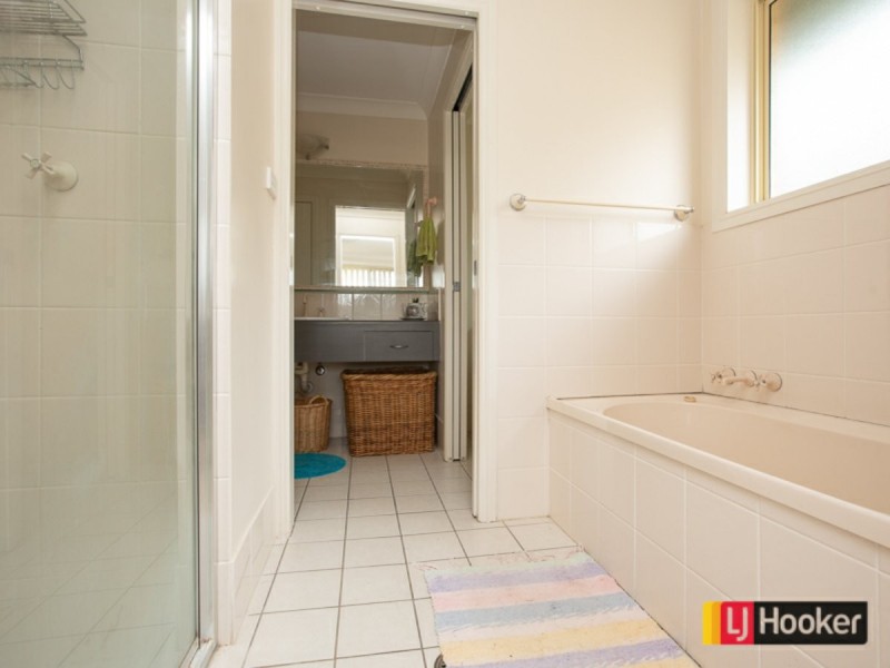 115 Glengarvin Drive, Oxley Vale NSW 2340