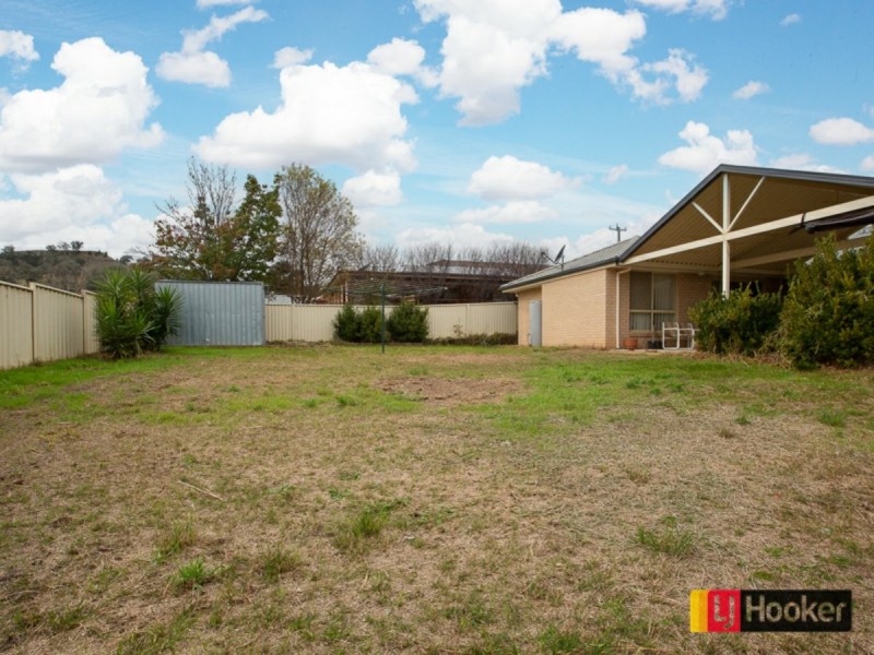 115 Glengarvin Drive, Oxley Vale NSW 2340