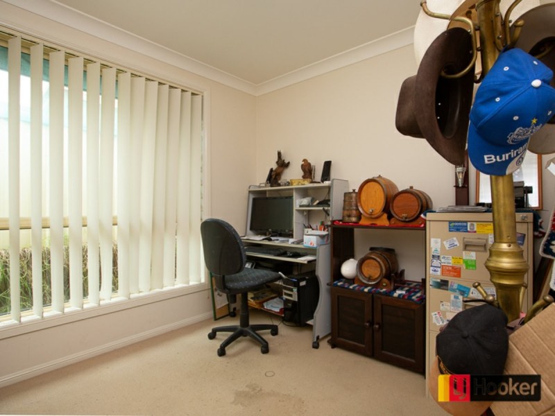 115 Glengarvin Drive, Oxley Vale NSW 2340