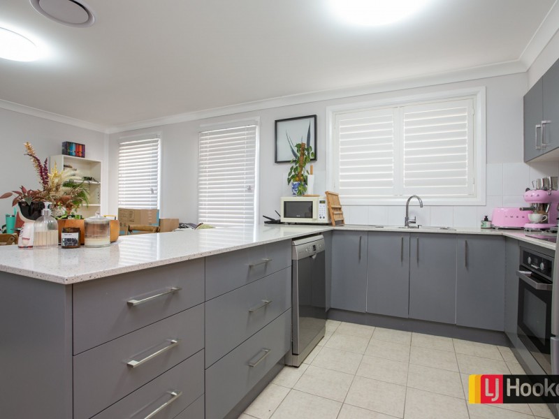 3 Grevillea Place, Oxley Vale NSW 2340