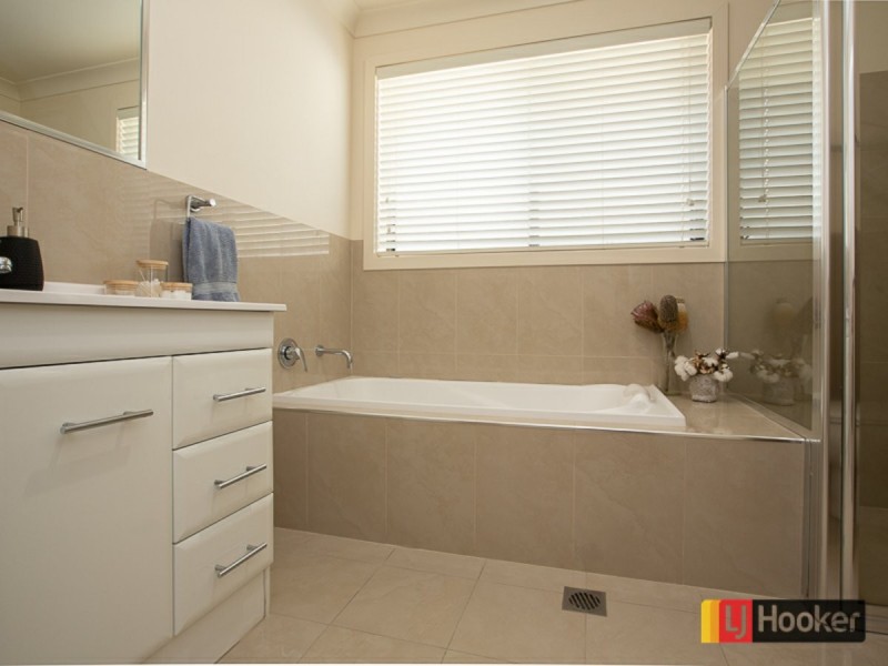 12 Mountain Gum Road, Calala NSW 2340