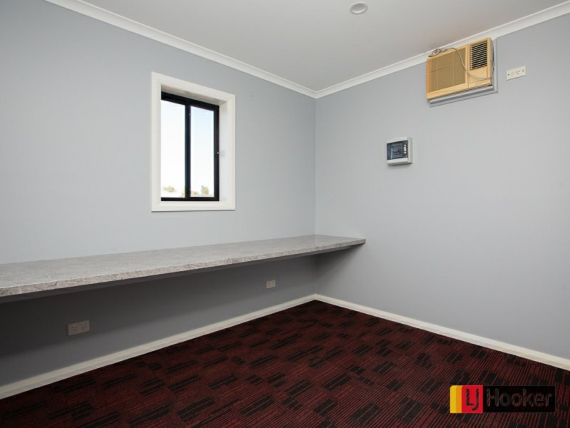 40 Nowland Crescent, Westdale NSW 2340
