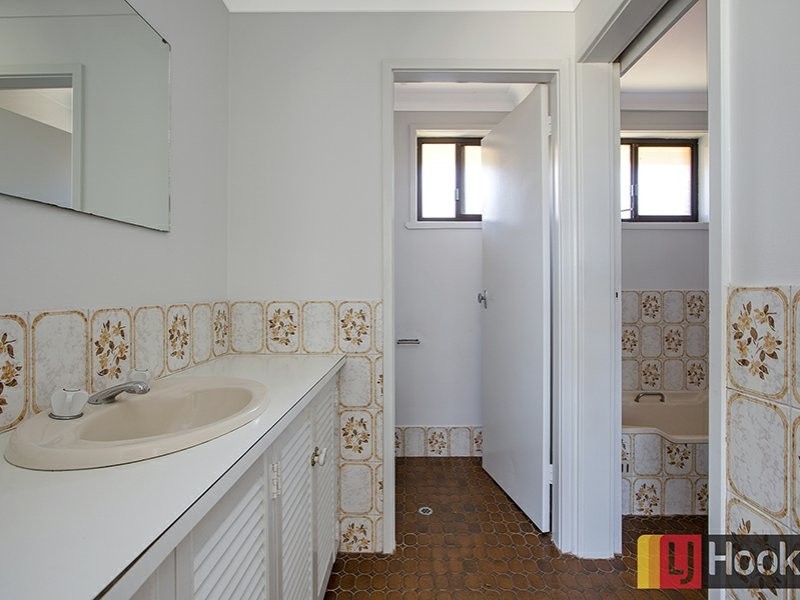 27 Fisher Road, Oxley Vale NSW 2340