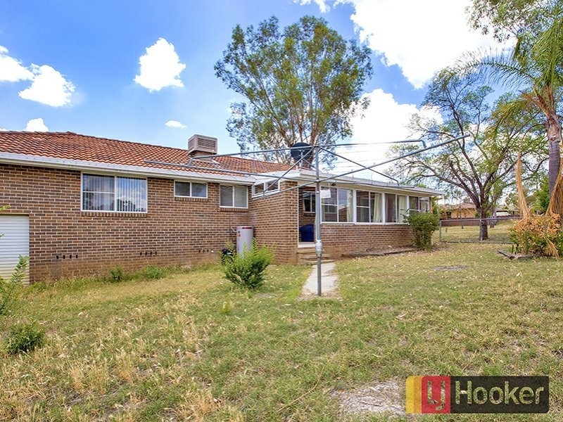 6 Wentworth Place, Tamworth NSW 2340