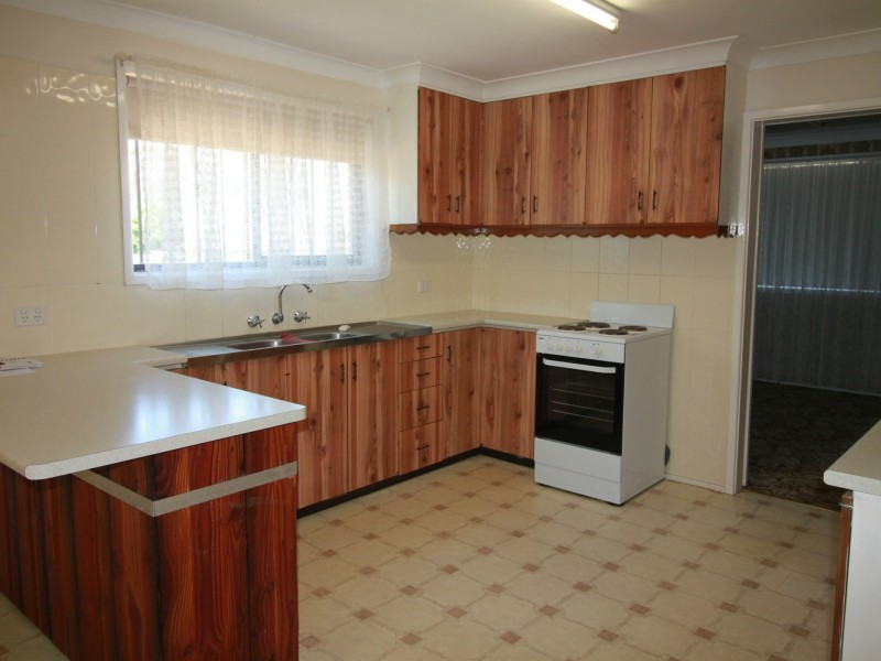 12 Arinya Street, Tamworth NSW 2340