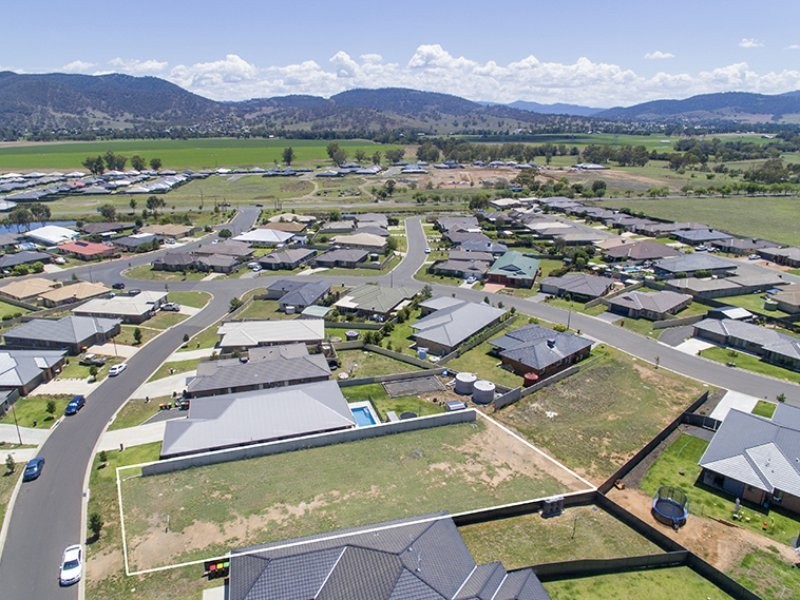 9 Magpie Drive, Calala NSW 2340