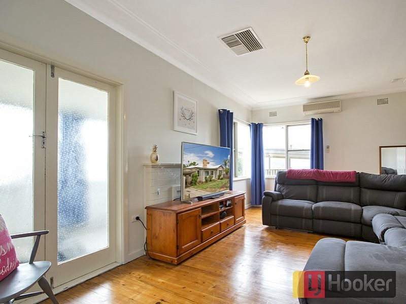 16 Jill Street, Hillvue NSW 2340