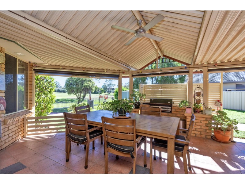 13 Eureka Place, Tamworth NSW 2340