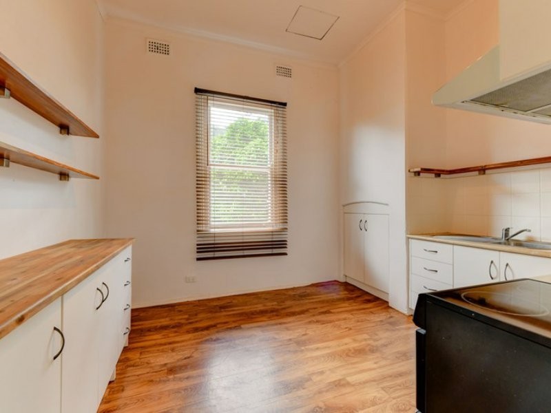 81 Roderick Street, East Tamworth NSW 2340