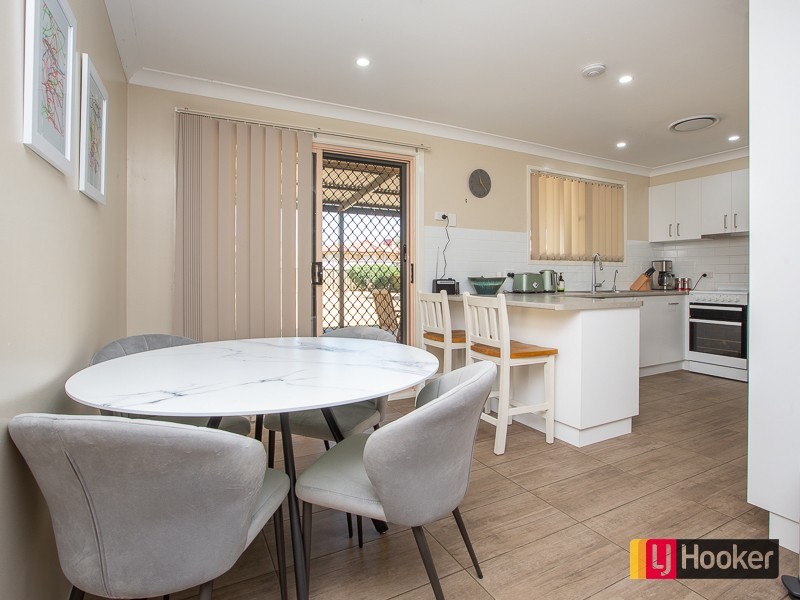 13 Flinders Street, Westdale NSW 2340