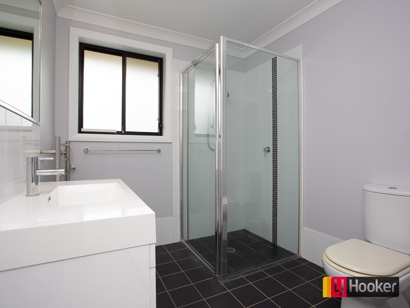 13 Landsborough Close, Westdale NSW 2340