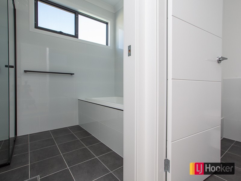 2/27 Hilda Lane, South Tamworth NSW 2340