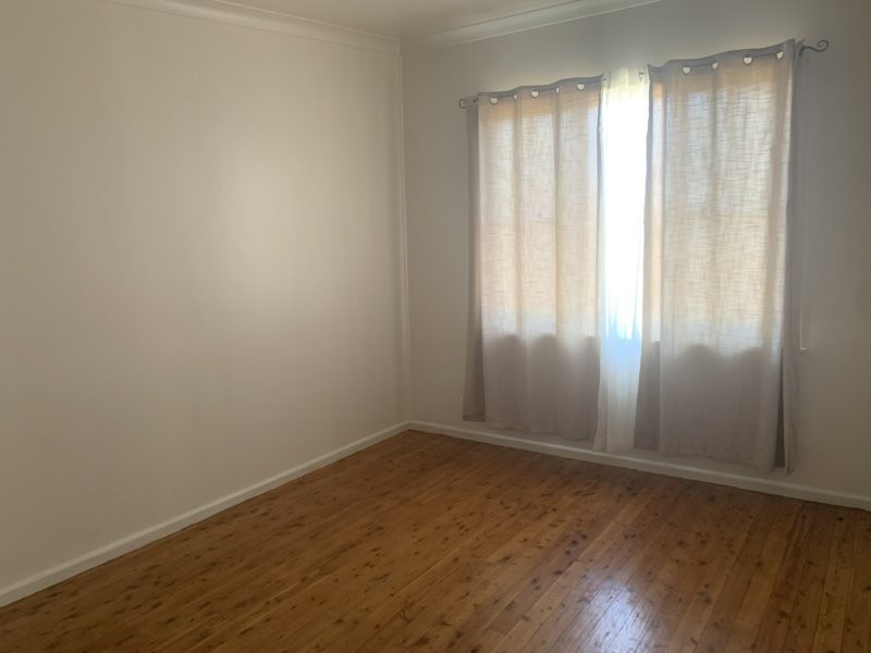 8 Drummond Road, Tamworth NSW 2340