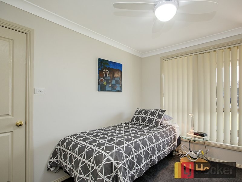 1 Minimbah Close, Hillvue NSW 2340
