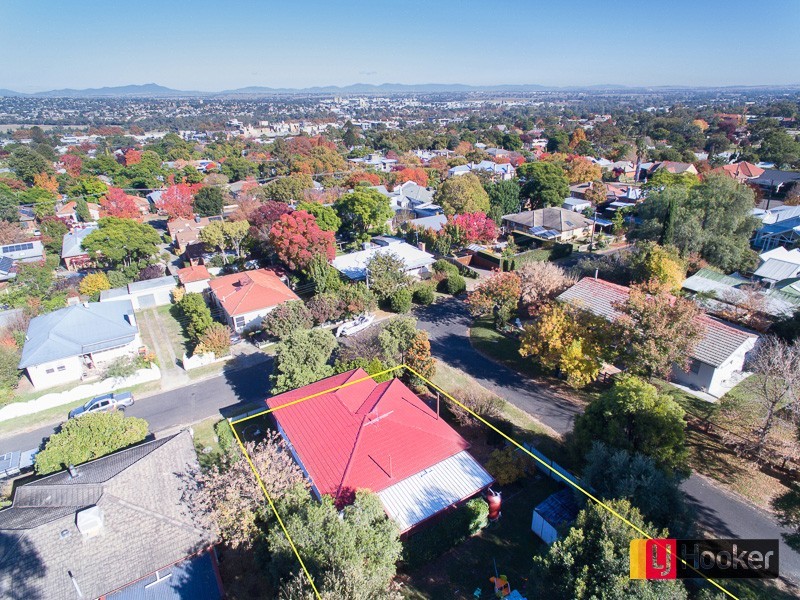 32 Levien Avenue, East Tamworth NSW 2340