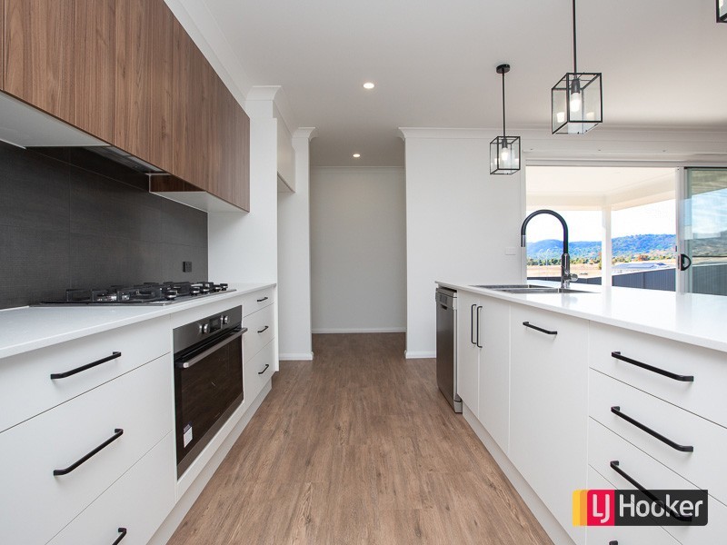 53 Peppercress Court, Moore Creek NSW 2340