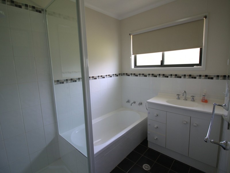 33-35 Fredrick Street, Woolomin NSW 2340