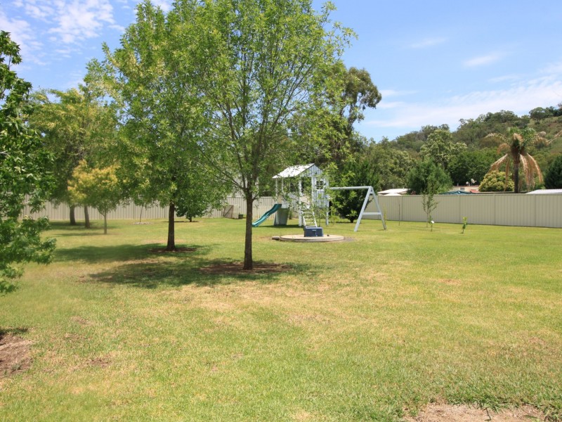 33-35 Fredrick Street, Woolomin NSW 2340