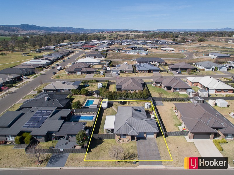 3 Simmental Way, Calala NSW 2340