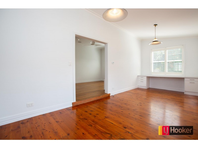 96 Denne Street, West Tamworth NSW 2340