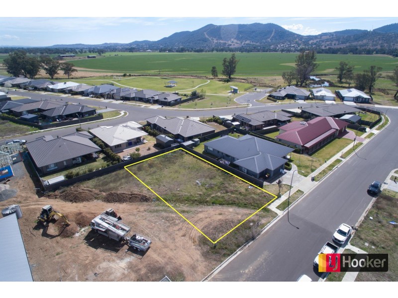 6 Charolais Drive, Calala NSW 2340