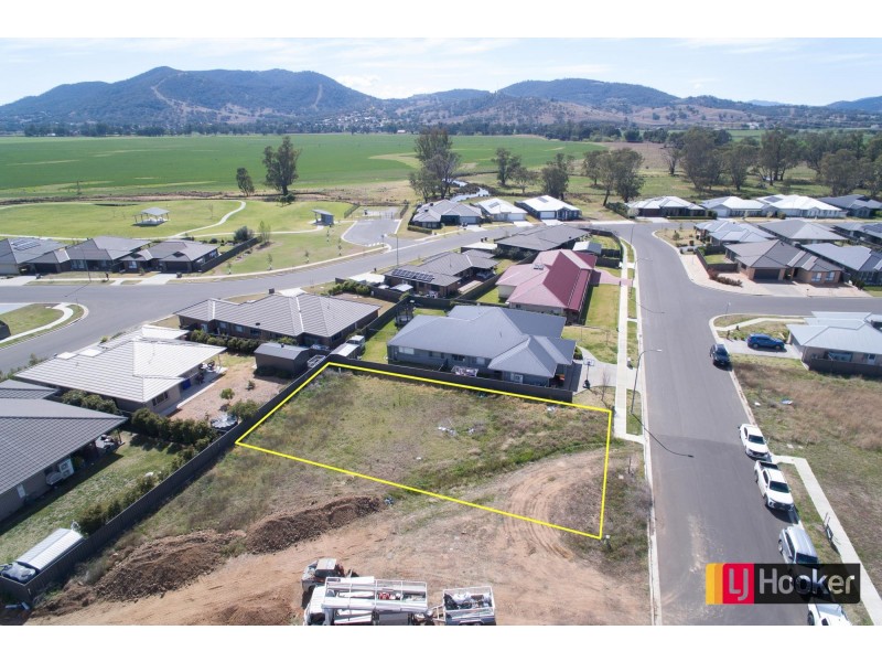 6 Charolais Drive, Calala NSW 2340