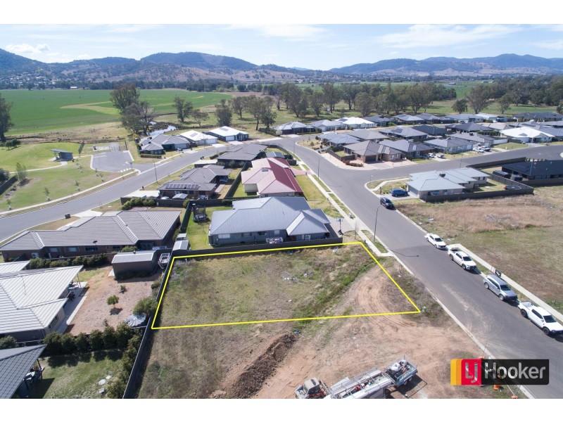 6 Charolais Drive, Calala NSW 2340