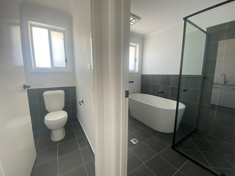 8 Baudin Street, Westdale NSW 2340