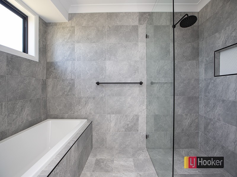 29 Peppercress Court, Moore Creek NSW 2340