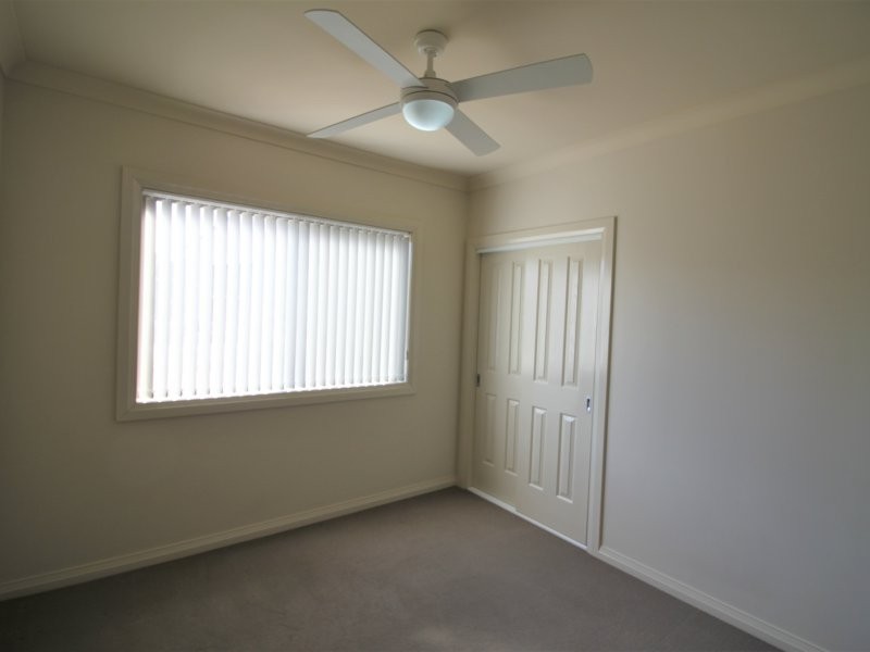 1/8 Lindon Crescent, Kootingal NSW 2352