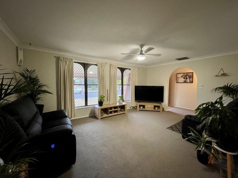 6 Willow Street, South Tamworth NSW 2340