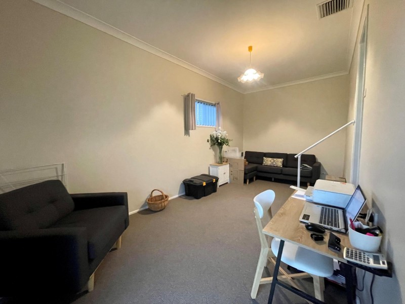 6 Willow Street, South Tamworth NSW 2340