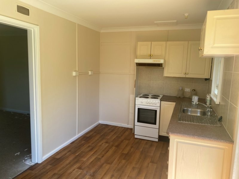 18 Fraser Crescent, Tamworth NSW 2340