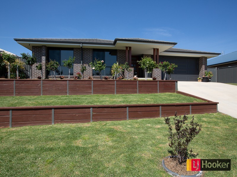 7 Bellbird Street, Calala NSW 2340