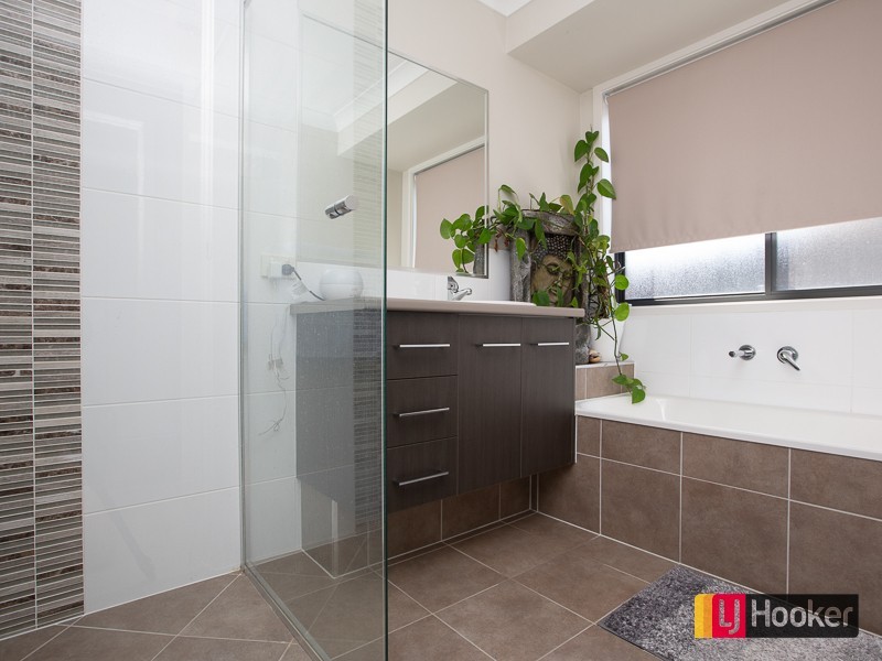 7 Bellbird Street, Calala NSW 2340